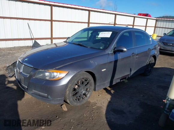 2006 BMW 3 Series 330xi with VIN WBAVD335X6KV66101, listed as a IAAI auction lot 41965628 with 142,246 mi miles. Bid and sale history available at carsss.com. Image 2.