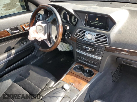 2014 Mercedes-Benz E 350 z VIN WDDKJ5KBXEF231550, wystawiony jako Copart lot #51074775 z przebiegiem 115 399 mil mil oraz Czysty tytuł • Clean title. Historia ofert i sprzedaży dostępna na DreamBid. Obrazek 8.