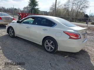 2014 Nissan Altima SV with VIN 1N4AL3AP1EC328418, listed as a IAAI auction lot 41800996 with 195,350 mi miles and . Bid and sale history available at DreamBid. Image 3.