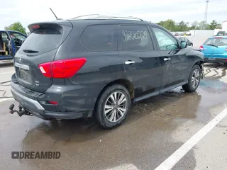 2017 Nissan Pathfinder SV z VIN 5N1DR2MM4HC649189, wystawiony jako IAAI lot #42220229 z przebiegiem 149 707 mil mil oraz . Historia ofert i sprzedaży dostępna na DreamBid. Obrazek 4.