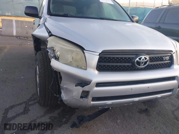 2008 Toyota RAV4 with VIN JTMBK33V386032106, listed as a IAAI auction lot 41725960 with 232,724 mi miles. Bid and sale history available at carsss.com. Image 6.