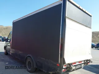 2017 Ford Transit с VIN 1FDBF9ZM4HKB57754, выставлен на аукционе IAAI как лот 42370336 с пробегом 118 195 миль миль и . История ставок и продаж доступна на DreamBid. Изображение 3.