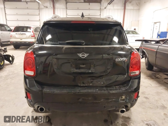 2019 MINI Countryman Cooper S с VIN WMZYT5C59K3G91029, выставлен на аукционе IAAI как лот 42039745 с пробегом 128 365 миль миль и . История ставок и продаж доступна на DreamBid. Изображение 17.