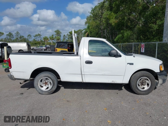 1999 Ford F-150 z VIN 1FTZF1729XKB56992, wystawiony jako IAAI lot #42112335 z przebiegiem 230 061 mil mil oraz . Historia ofert i sprzedaży dostępna na DreamBid. Obrazek 14.