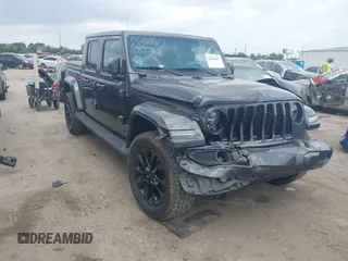 2021 Jeep Gladiator Overland с VIN 1C6HJTFG4ML617175, выставлен на аукционе IAAI как лот 42148031 с пробегом 70 627 миль миль и . История ставок и продаж доступна на DreamBid. Изображение 1.