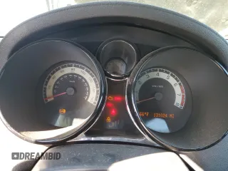 2007 Saturn Sky Red Line z VIN 1G8MG35X27Y141369, wystawiony jako Copart lot #48509535 z przebiegiem 131 024 mil mil oraz Czysty tytuł • Clean title. Historia ofert i sprzedaży dostępna na DreamBid. Obrazek 9.