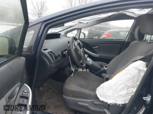 2015 Toyota Prius Four with VIN JTDKN3DU9F0421300, listed as a IAAI auction lot 41541385 with 156,398 mi miles. Bid and sale history available at carsss.com. Image 5.