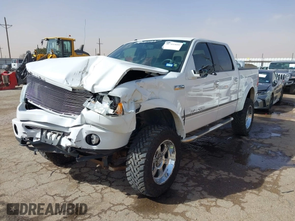 2008 Ford F-150 XLT with VIN 1FTPW145X8FB64762, listed as a IAAI auction lot 41701809 with 57,121 mi miles. Bid and sale history available at carsss.com. Image 17.