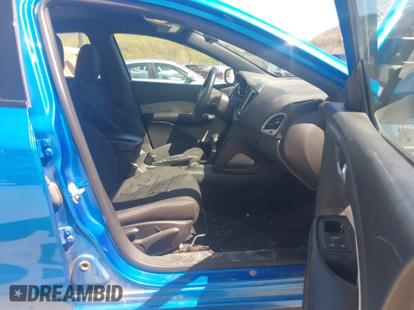 2015 Dodge Dart SXT with VIN 1C3CDFBB4FD422748, listed as a IAAI auction lot 42128777 with 131,520 mi miles and . Bid and sale history available at DreamBid. Image 5.