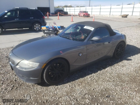 2008 BMW Z4 3.0si with VIN 4USBU53508LX04723, listed as a Copart auction lot 79414194 with 154,584 mi miles and Salvage Title. Bid and sale history available at carsss.com. Image 1.