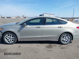 2016 Ford Fusion SE with VIN 3FA6P0HD0GR206464, listed as a IAAI auction lot 41756072 with 29,572 mi miles and . Bid and sale history available at carsss.com. Image 14.