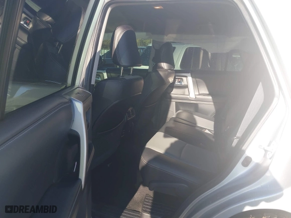 2017 Toyota 4Runner SR5 with VIN JTEZU5JR4H5150614, listed as a IAAI auction lot 41492357 with 75,721 mi miles. Bid and sale history available at carsss.com. Image 8.