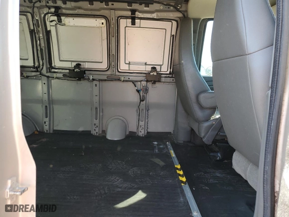 2007 GMC Savana Cargo Van with VIN 1GTGG25U171170258, listed as a Copart auction lot 76138614 with 113,364 mi miles and Clean Title. Bid and sale history available at carsss.com. Image 11.