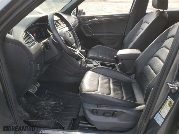 2020 Volkswagen Tiguan SEL Premium R-Line with VIN 3VV4B7AX5LM173290, listed as a Copart auction lot 47166245 with 49,138 mi miles and Salvage Title. Bid and sale history available at carsss.com. Image 7.