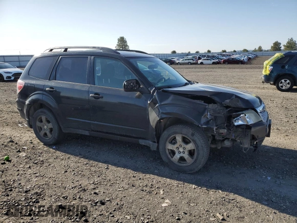 2011 Subaru Forester X z VIN JF2SHABC3BH740906, wystawiony jako Copart lot #54742575 z przebiegiem 181 927 mil mil oraz Szkoda całkowita • Salvage title. Historia ofert i sprzedaży dostępna na DreamBid. Obrazek 4.