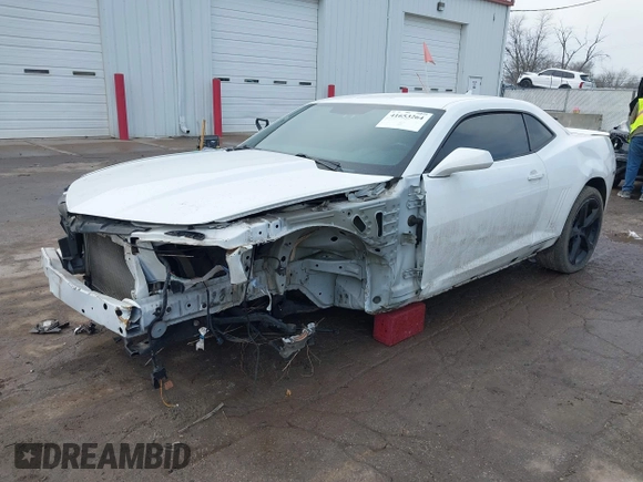 2014 Chevrolet Camaro LT with VIN 2G1FB1E35E9143383, listed as a IAAI auction lot 41653264 with 131,288 mi miles. Bid and sale history available at carsss.com. Image 17.
