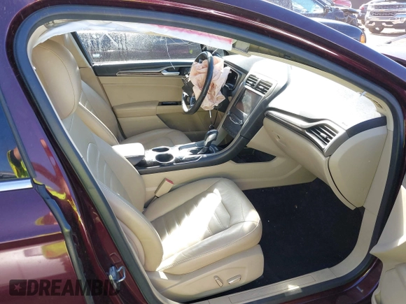 2013 Ford Fusion SE Hybrid with VIN 3FA6P0LU8DR206943, listed as a IAAI auction lot 41822643 with 141,484 mi miles. Bid and sale history available at carsss.com. Image 5.