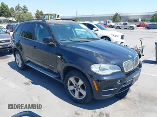2012 BMW X5 35d with VIN 5UXZW0C54CL664929, listed as a IAAI auction lot 42773937 with 144,767 mi miles and . Bid and sale history available at DreamBid. Image 1.