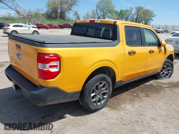 2022 Ford Maverick XL with VIN 3FTTW8F90NRA89835, listed as a IAAI auction lot 42211809 with 38,568 mi miles and . Bid and sale history available at DreamBid. Image 4.
