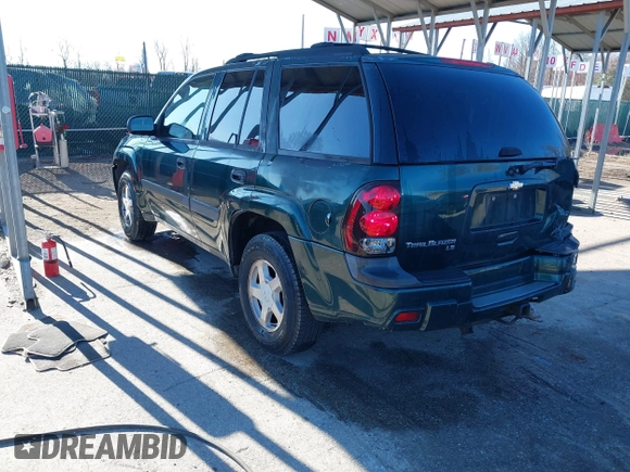 2005 Chevrolet TrailBlazer LT with VIN 1GNDT13S552203593, listed as a IAAI auction lot 41833044 with 195,227 mi miles and . Bid and sale history available at DreamBid. Image 3.