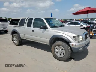 2002 Toyota Tacoma PreRunner z VIN 5TESN92N42Z067162, wystawiony jako Copart lot #61694755 z przebiegiem 162 984 mil mil oraz Czysty tytuł • Clean title. Historia ofert i sprzedaży dostępna na DreamBid. Obrazek 4.