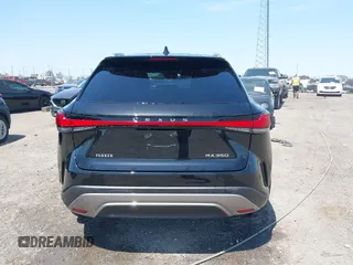 2024 Lexus RX 350 z VIN 2T2BAMBA1RC046647, wystawiony jako IAAI lot #42043636 z przebiegiem 2 595 mil mil oraz . Historia ofert i sprzedaży dostępna na DreamBid. Obrazek 16.