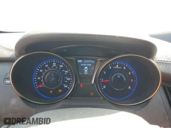 2014 Hyundai Genesis Coupe Premium with VIN KMHHT6KD6EU113945, listed as a Copart auction lot 47502565 with 133,670 mi miles and Salvage title. Bid and sale history available at DreamBid. Image 9.