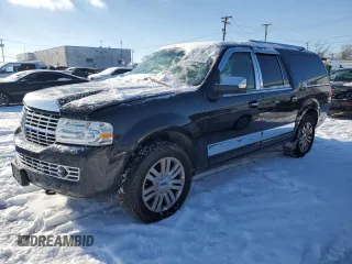 2013 Lincoln Navigator z VIN 5LMJJ3J52DEL02629, wystawiony jako Copart lot #88149765 z przebiegiem 187 049 mil mil oraz Czysty tytuł • Clean title. Historia ofert i sprzedaży dostępna na DreamBid. Obrazek 1.