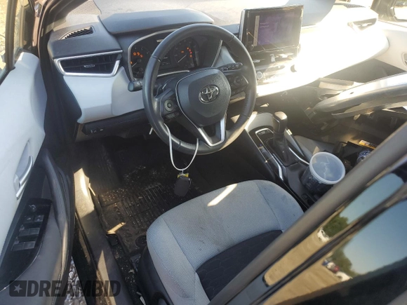 2024 Toyota Corolla Hatchback SE with VIN JTND4MBE8R3219365, listed as a Copart auction lot 72130284 with 17,881 mi miles and Salvage Title. Bid and sale history available at carsss.com. Image 8.