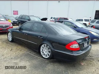 2007 Mercedes-Benz E-Class Sport 5.5L with VIN WDBUF72X67A994093, listed as a IAAI auction lot 41719386 with 132,733 mi miles. Bid and sale history available at carsss.com. Image 3.