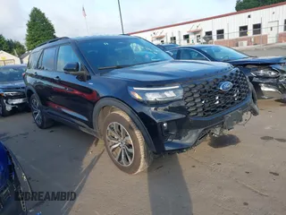 2025 Ford Explorer ST-Line with VIN 1FMUK8KH3SGB31183, listed as a IAAI auction lot 42749557 with 12,544 mi miles and . Bid and sale history available at DreamBid. Image 1.