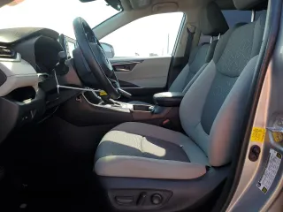 2021 Toyota RAV4 XLE with VIN 2T3W1RFV6MC152866, listed as a Copart auction lot 67205784 with 0 mi miles and Salvage Title. Bid and sale history available at carsss.com. Image 7.