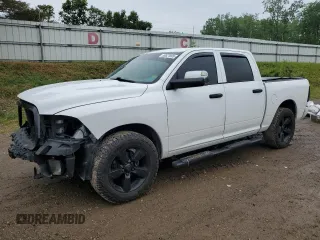 2015 Ram 1500 Express z VIN 1C6RR7KT9FS732113, wystawiony jako Copart lot #59621805 z przebiegiem 137 340 mil mil oraz Czysty tytuł • Clean title. Historia ofert i sprzedaży dostępna na DreamBid. Obrazek 1.