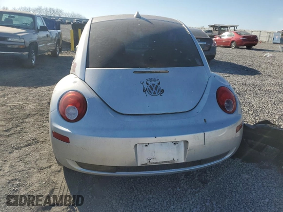 2006 Volkswagen New Beetle Coupe S with VIN 3VWPG31C06M400762, listed as a Copart auction lot 47888595 with 145,440 mi miles and Clean Title. Bid and sale history available at carsss.com. Image 6.