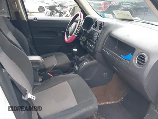 2014 Jeep Patriot Sport с VIN 1C4NJRBB4ED513192, выставлен на аукционе IAAI как лот 42377771 с пробегом 159 869 миль миль и . История ставок и продаж доступна на DreamBid. Изображение 5.
