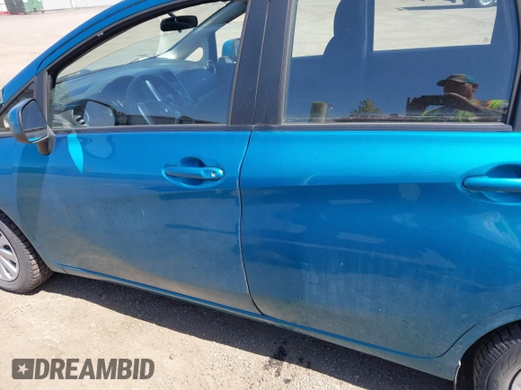 2014 Nissan Note S with VIN 3N1CE2CP4EL406931, listed as a IAAI auction lot 42106400 with 65,614 mi miles and . Bid and sale history available at DreamBid. Image 15.