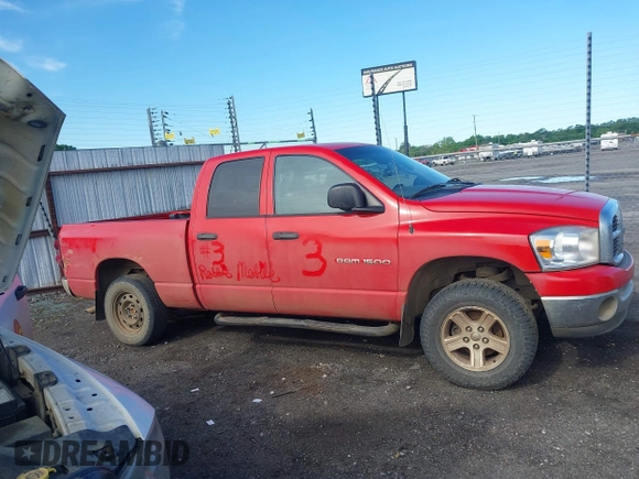 2007 Dodge 1500 SLT with VIN 1D7HU18P27S258135, listed as a IAAI auction lot 42034593 with 421,628 mi miles. Bid and sale history available at carsss.com. Image 13.