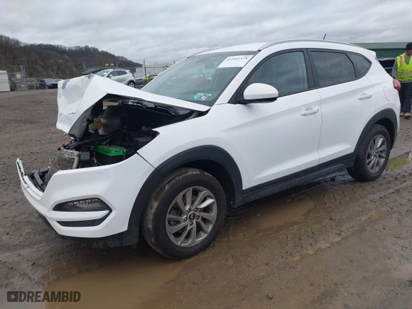 2016 Hyundai Tucson SE with VIN KM8J3CA40GU145648, listed as a IAAI auction lot 41951378 with 115,486 mi miles. Bid and sale history available at carsss.com. Image 2.