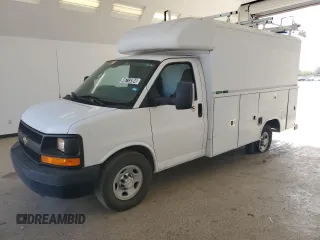 2015 Chevrolet Express Commercial with VIN 1GB0G2CF8F1128808, listed as a Copart auction lot 46713384 with 184,862 mi miles. Bid and sale history available at carsss.com. Image 1.
