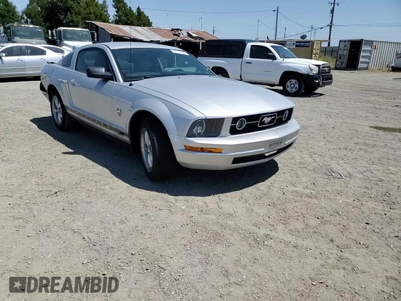 2009 Ford Mustang z VIN 1ZVHT80N595137873, wystawiony jako Copart lot #60161505 z przebiegiem Nie podano mil oraz Szkoda całkowita • Salvage title. Historia ofert i sprzedaży dostępna na DreamBid. Obrazek 13.