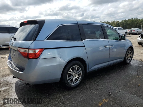 2013 Honda Odyssey EX z VIN 5FNRL5H40DB051489, wystawiony jako Copart lot #41862515 z przebiegiem 172 966 mil mil oraz Szkody całkowita. Historia ofert i sprzedaży dostępna na DreamBid. Obrazek 3.