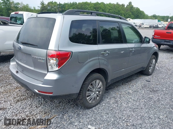 2010 Subaru Forester X Limited with VIN JF2SH6DC2AH764204, listed as a IAAI auction lot 42399324 with 123,603 mi miles and . Bid and sale history available at DreamBid. Image 4.