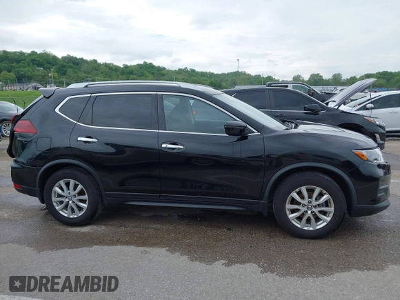 2019 Nissan Rogue SV с VIN JN8AT2MT6KW263190, выставлен на аукционе IAAI как лот 42186431 с пробегом 70 232 миль миль и . История ставок и продаж доступна на DreamBid. Изображение 13.