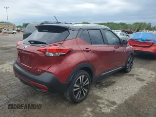2019 Nissan Kicks SR with VIN 3N1CP5CU3KL483772, listed as a Copart auction lot 52044244 with 70,140 mi miles and Clean Title. Bid and sale history available at DreamBid. Image 3.