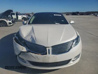 2016 Lincoln MKZ with VIN 3LN6L2GK2GR632038, listed as a Copart auction lot 86436164 with Not Provided miles and Salvage Title. Bid and sale history available at DreamBid. Image 5.
