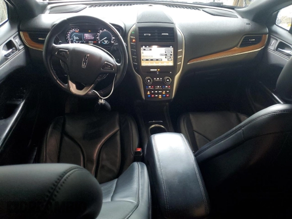2016 Lincoln MKC Reserve with VIN 5LMCJ3D96GUJ00488, listed as a Copart auction lot 57313725 with 81,827 mi miles and Salvage title. Bid and sale history available at DreamBid. Image 8.