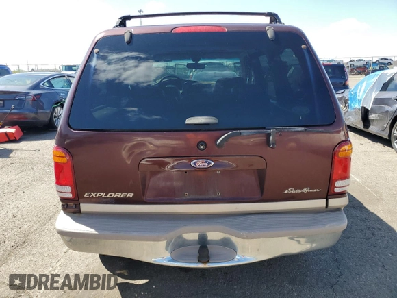 1999 Ford Explorer XLT with VIN 1FMZU34E3XUB50850, listed as a Copart auction lot 52257815 with 162,360 mi miles and Salvage title. Bid and sale history available at DreamBid. Image 6.