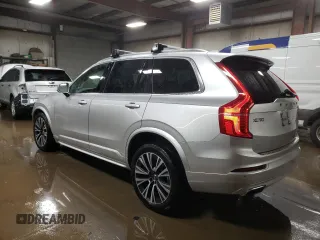 2021 Volvo XC90 Momentum with VIN YV4A221K8M1715566, listed as a Copart auction lot 44802555 with 42,513 mi miles and Salvage Title. Bid and sale history available at carsss.com. Image 2.