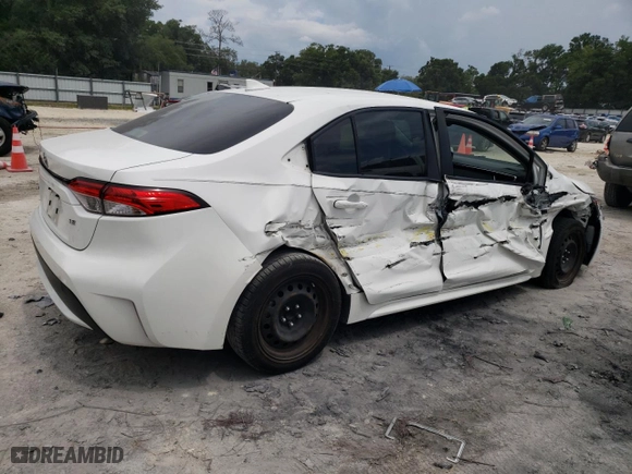 2020 Toyota Corolla LE with VIN JTDEPRAE1LJ104849, listed as a Copart auction lot 60614074 with 83,042 mi miles and Salvage Title. Bid and sale history available at carsss.com. Image 3.