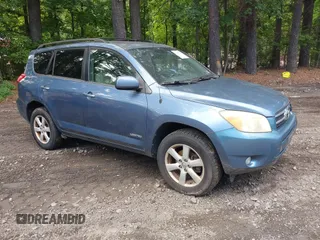 2007 Toyota RAV4 Limited с VIN JTMBK34V175015002, выставлен на аукционе IAAI как лот 42157730 с пробегом 300 851 миль миль и . История ставок и продаж доступна на DreamBid. Изображение 1.